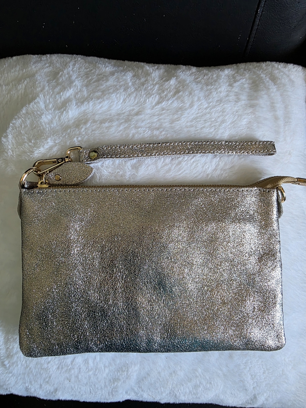7 CHI Metallic Gold Leather Wristlet Clutch with Detachable Strap